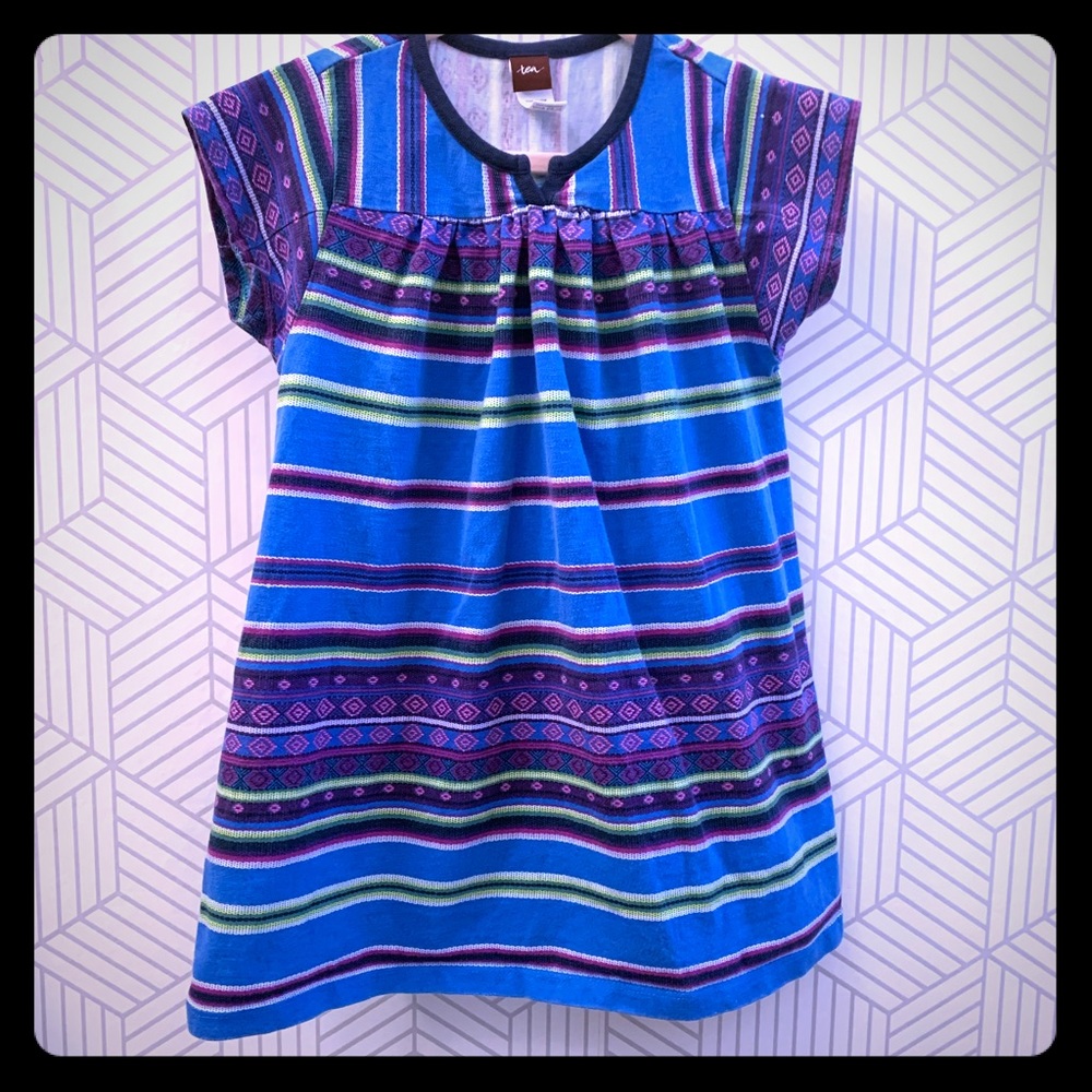 Girl's dress size 6